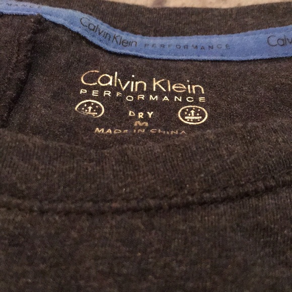Calvin Klein t shirt - Picture 2 of 2